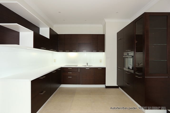 Turaidas iela 8 k1 1