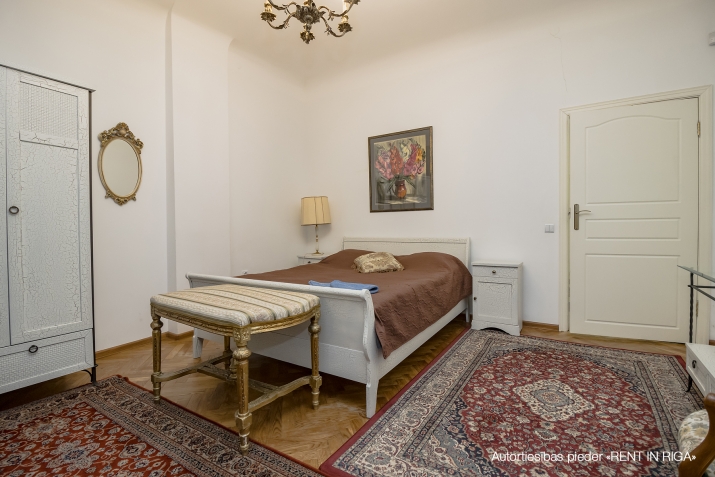 Pārdod investīciju objektu, Aldaru iela 12/14, Rīga, Labais krasts, Vecrīga / 340 000 € 16