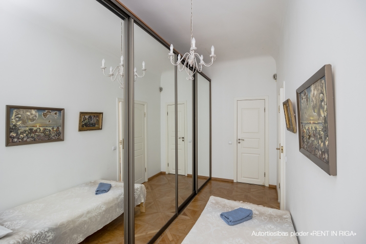 Pārdod investīciju objektu, Aldaru iela 12/14, Rīga, Labais krasts, Vecrīga / 340 000 € 23