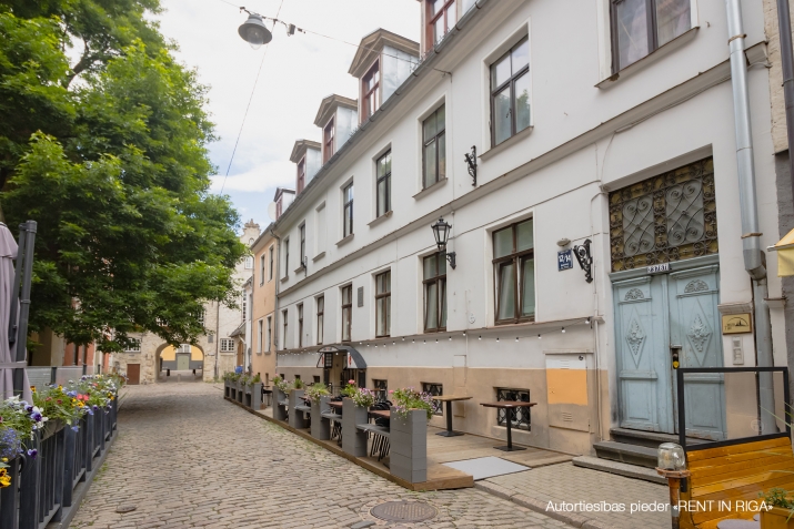 Pārdod investīciju objektu, Aldaru iela 12/14, Rīga, Labais krasts, Vecrīga / 340 000 € 26