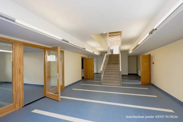 commercial premises For Rent, Zvejnieku street 12, Rīga, Kreisais krasts, Ķīpsala / 12 000 € 38