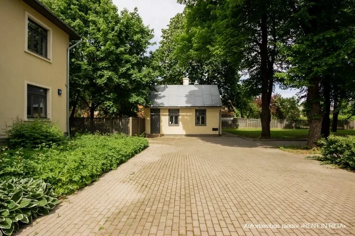 commercial premises For Rent, Zvejnieku street 12, Rīga, Kreisais krasts, Ķīpsala / 12 000 € 50