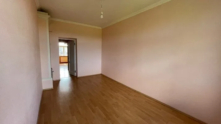 Izīrē dzīvokli, Krišjāņa Barona iela 8, Rīga, Labais krasts, Centrs / 700 € 10