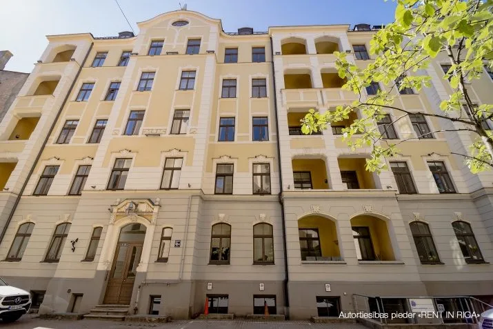Pārdod dzīvokli, Valdemāra iela 23, Rīga, Labais krasts, Centrs / 410 000 € 30