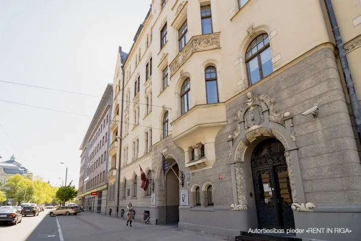 Pārdod dzīvokli, Valdemāra iela 23, Rīga, Labais krasts, Centrs / 410 000 € 32