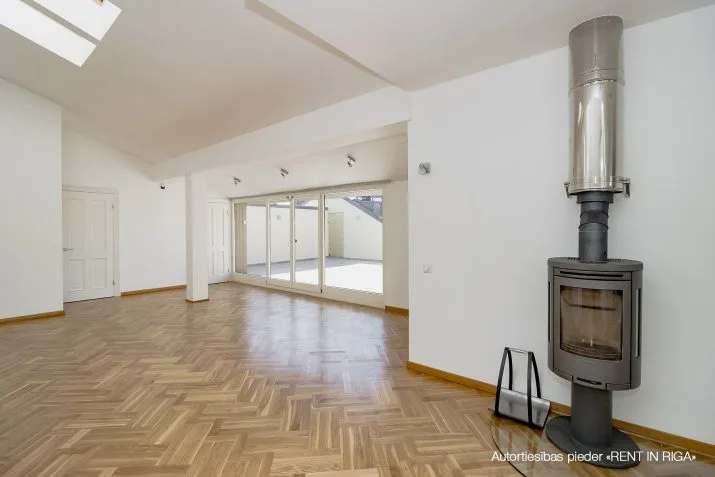 Pārdod dzīvokli, Valdemāra iela 23, Rīga, Labais krasts, Centrs / 410 000 € 9