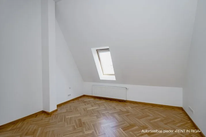 Pārdod dzīvokli, Valdemāra iela 23, Rīga, Labais krasts, Centrs / 410 000 € 26