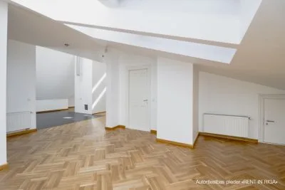 Pārdod dzīvokli, Valdemāra iela 23, Rīga, Labais krasts, Centrs / 410 000 € 15