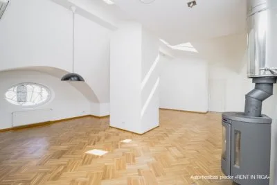 Pārdod dzīvokli, Valdemāra iela 23, Rīga, Labais krasts, Centrs / 410 000 € 4