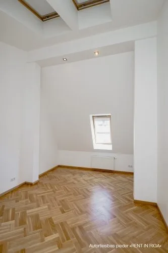 Pārdod dzīvokli, Valdemāra iela 23, Rīga, Labais krasts, Centrs / 410 000 € 27