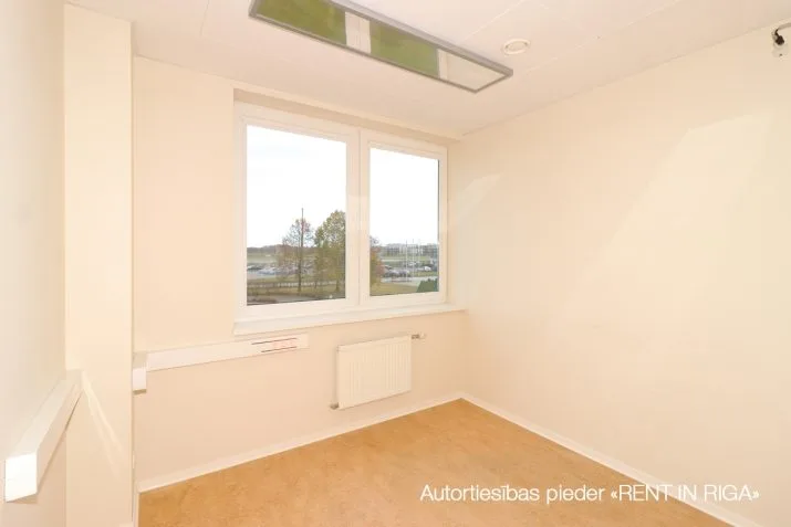 Аренда коммерческой недвижимости, Biroju улица 10, Rīga, Kreisais krasts, Šampēteris / 9 278 € 14