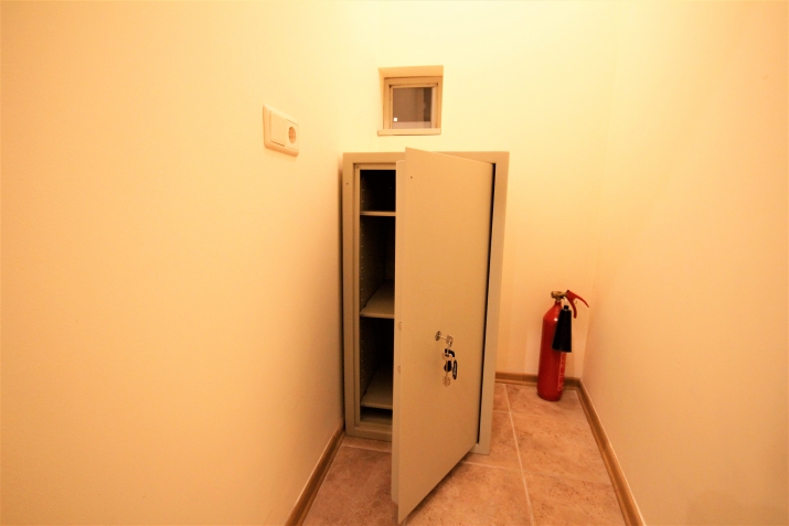 Izīrē biroju, Dzirnavu iela 62, Rīga, Labais krasts, Centrs / 690 € 14