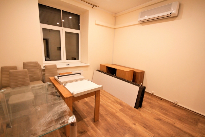 Izīrē biroju, Dzirnavu iela 62, Rīga, Labais krasts, Centrs / 690 € 15