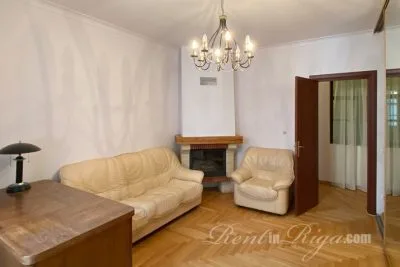 Pārdod dzīvokli, Raiņa bulvāris 3, Rīga, Labais krasts, Centrs / 152 400 € 4