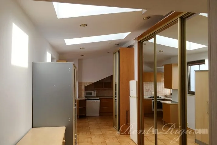 Pārdod dzīvokli, Raiņa bulvāris 3, Rīga, Labais krasts, Centrs / 220 500 € 9