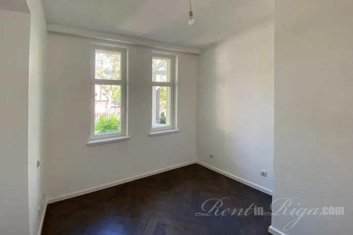 Pārdod dzīvokli, Siguldas prospekts 48, Rīga, Labais krasts, Mežaparks / 295 000 € 13