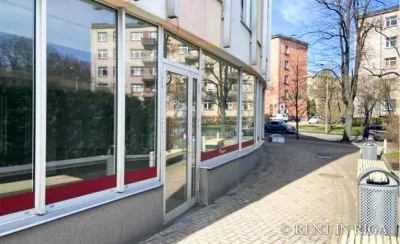 Pārdod tirdzniecības telpas, Republikas laukums iela 3, Rīga / 330 000 € 8