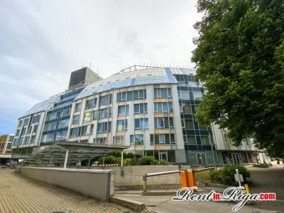 Pārdod tirdzniecības telpas, Republikas laukums iela 3, Rīga / 330 000 € 4