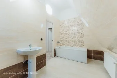 Pārdod dzīvokli, Hamburgas iela 16, Rīga, Labais krasts, Mežaparks / 186 450 € 8