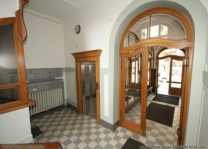 Izīrē biroju, Valdemāra iela 33, Rīga, Labais krasts, Centrs / 2 637 € 13