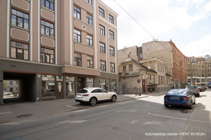 Pārdod dzīvokli, Avotu iela 8 k-1, Rīga, Labais krasts, Centrs / 85 000 € 13