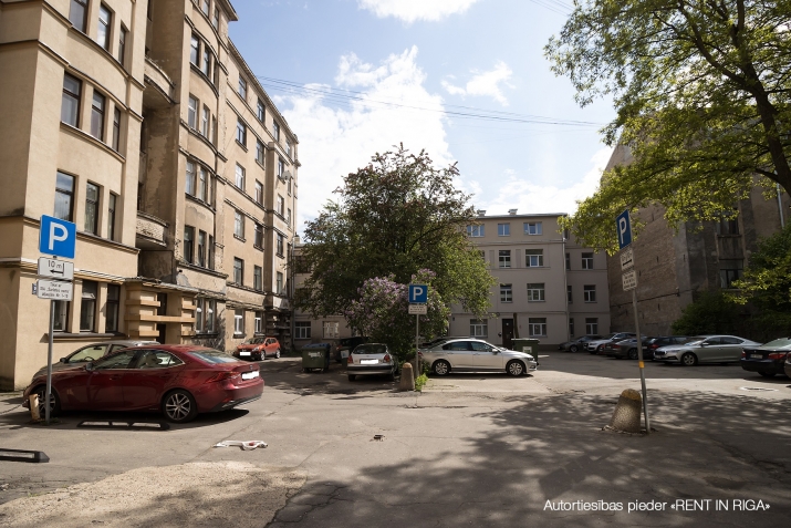 Pārdod dzīvokli, Avotu iela 8 k-1, Rīga, Labais krasts, Centrs / 85 000 € 12