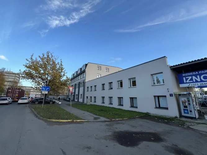 Izīrē biroju, Uriekstes iela 1, Rīga, Labais krasts, Sarkandaugava / 404 € 8