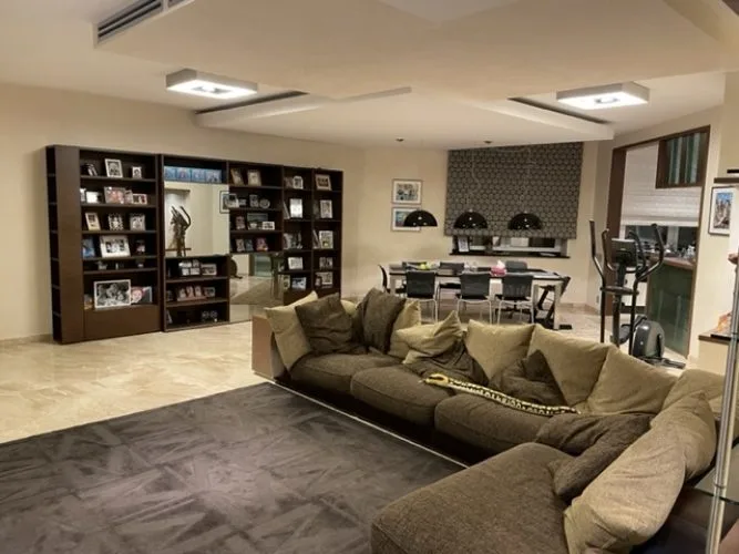 Izīrē dzīvokli, Strautu iela 52, Rīga, Labais krasts, Dārzciems / 1 550 € 2