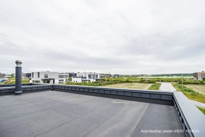 Pārdod māju, Jomas iela 4, Babītes novads, Babītes pagasts, Piņķi / 690 000 € 18