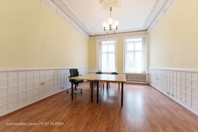 Office For Rent, Citadeles street 2, Rīga, Labais krasts, Centrs / 703 € 4