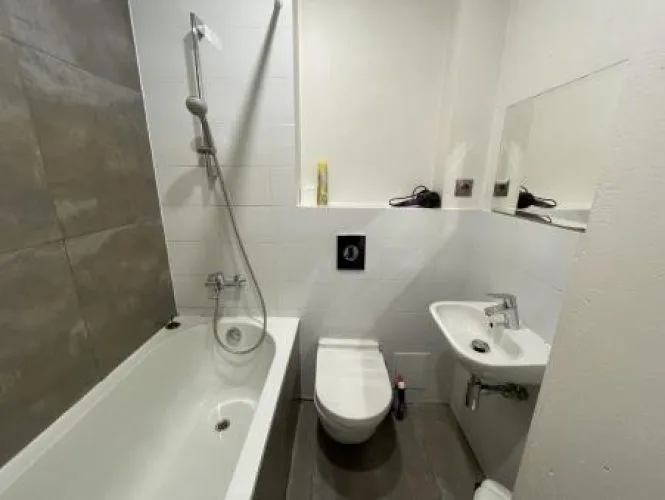 Izīrē dzīvokli, Vaļņu iela 39, Rīga, Labais krasts, Vecrīga / 900 € 13
