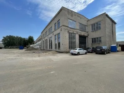 Izīrē ražošanas telpas, Brīvības gatve iela 201, Rīga, Labais krasts, Teika / 4 800 € 9