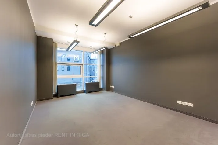 Izīrē biroju, Mūkusalas iela 41, Rīga, Kreisais krasts, Pārdaugava (tuvā) / 6 171 € 16