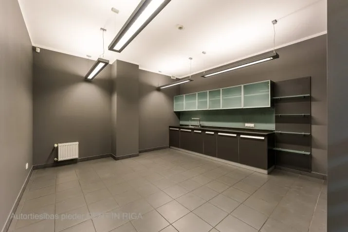 Izīrē biroju, Mūkusalas iela 41, Rīga, Kreisais krasts, Pārdaugava (tuvā) / 6 171 € 70