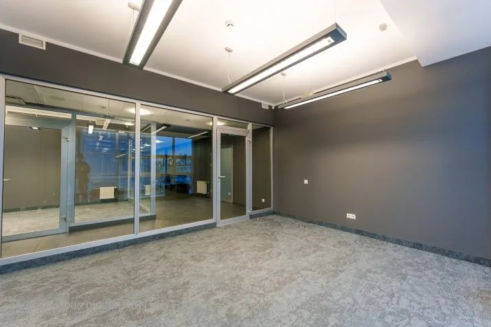 Izīrē biroju, Mūkusalas iela 41, Rīga, Kreisais krasts, Pārdaugava (tuvā) / 6 171 € 56