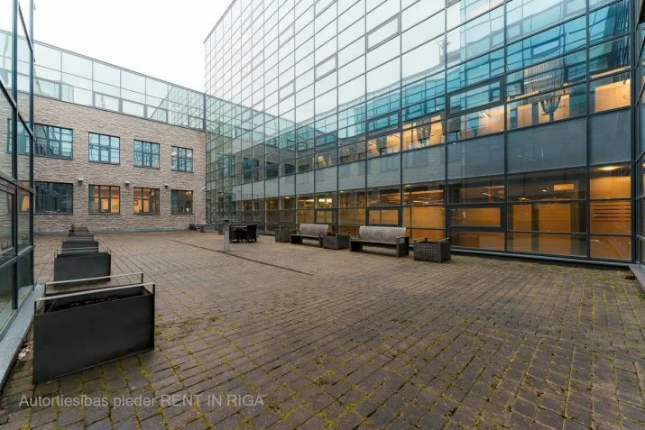 Izīrē biroju, Mūkusalas iela 41, Rīga, Kreisais krasts, Pārdaugava (tuvā) / 6 171 € 93
