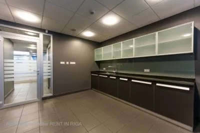 Izīrē biroju, Mūkusalas iela 41, Rīga, Kreisais krasts, Pārdaugava (tuvā) / 6 171 € 74