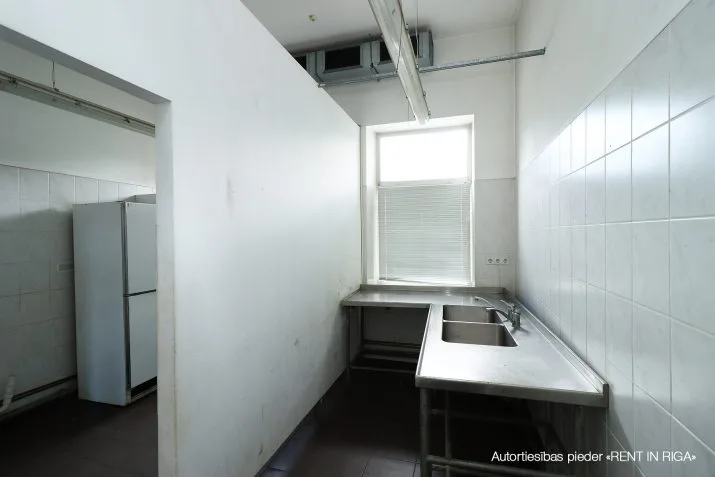 commercial premises For Rent, Brīvības street 401, Rīga, Labais krasts, Jugla / 1 390 € 8