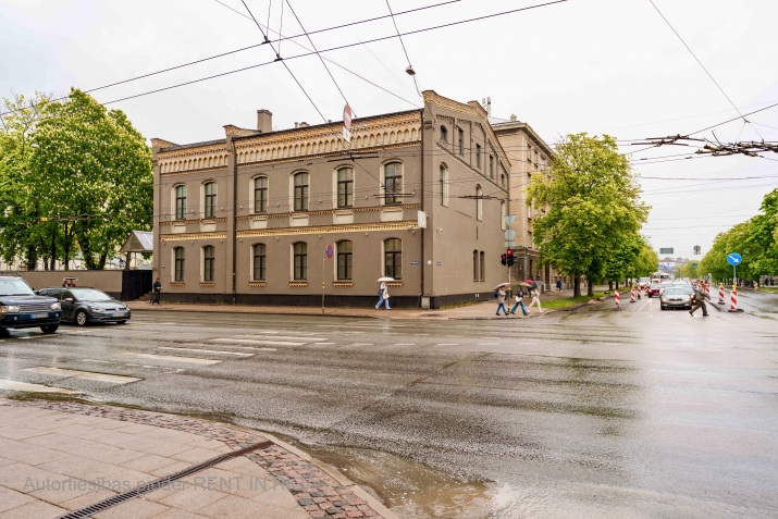 Brīvības iela 186 3