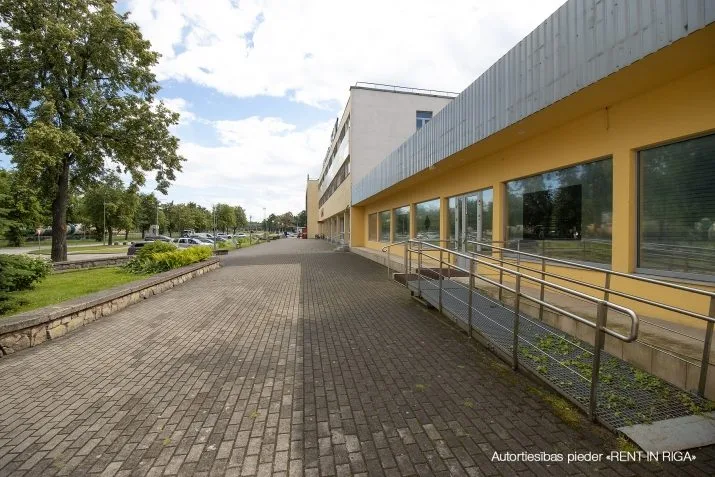 commercial premises For Rent, Ventspils šoseja street 32, Jūrmala, Kauguri / 1 963 € 9