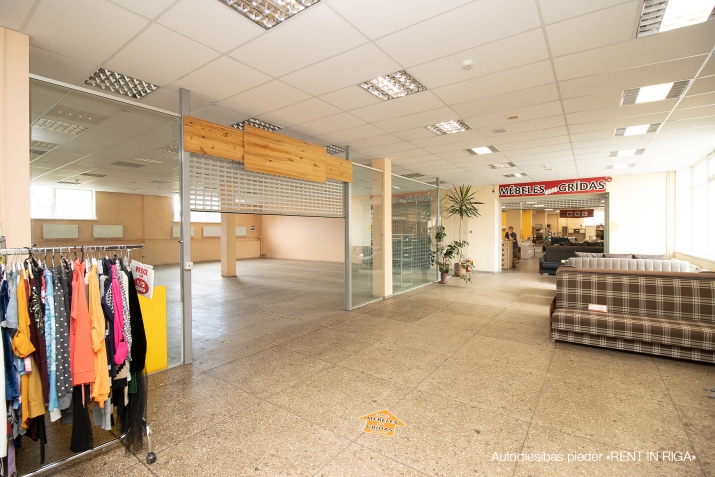 Izīrē tirdzniecības telpas, Ventspils šoseja iela 32, Jūrmala, Kauguri / 1 551 € 11