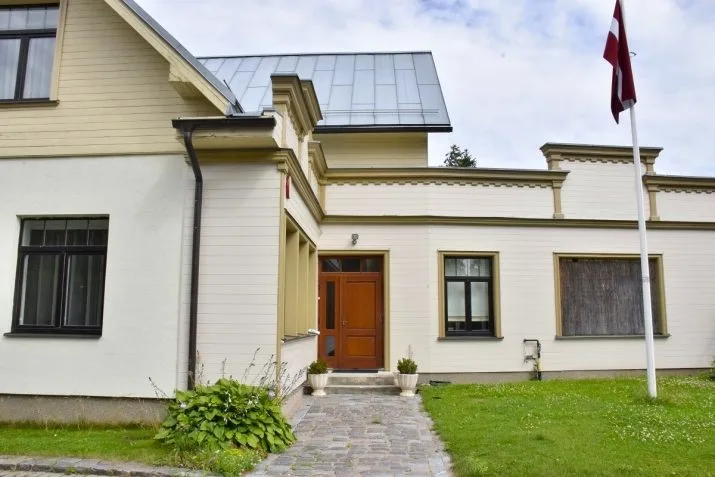 Izīrē māju, Rīgas iela 7, Jūrmala, Majori / 4 000 € 39