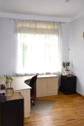 Izīrē māju, Rīgas iela 7, Jūrmala, Majori / 4 000 € 13
