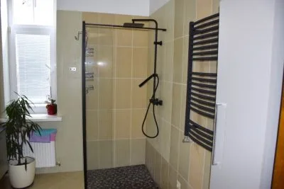 Izīrē māju, Rīgas iela 7, Jūrmala, Majori / 4 000 € 15