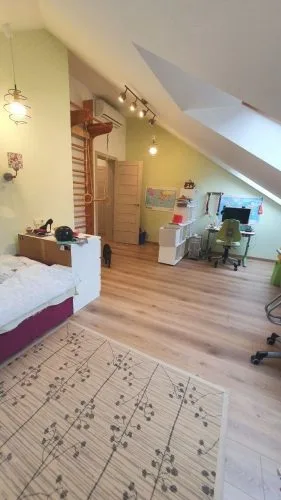Pārdod dzīvokli, Viestura prospekts iela 79, Rīga, Labais krasts, Mežaparks / 230 000 € 24