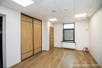 Izīrē biroju, Pernavas iela 41, Rīga, Labais krasts, Centrs / 720 € 4