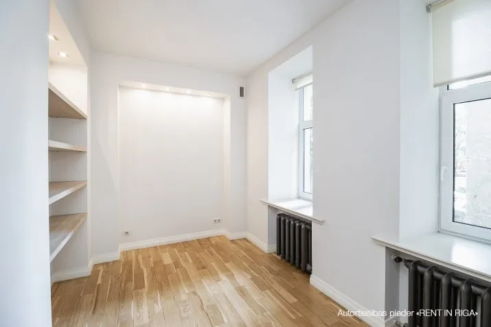 Office For Rent, Krišjāņa Barona street 36, Rīga, Labais krasts, Centrs / 2 500 € 14