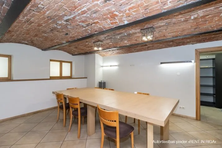 Office For Rent, Krišjāņa Barona street 36, Rīga, Labais krasts, Centrs / 2 500 € 20