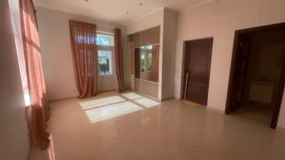 Izīrē māju, Berģu iela 10, Rīga, Labais krasts, Berģi / 1 300 € 6