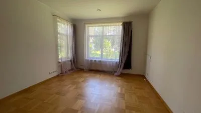 Izīrē māju, Berģu iela 10, Rīga, Labais krasts, Berģi / 1 300 € 17